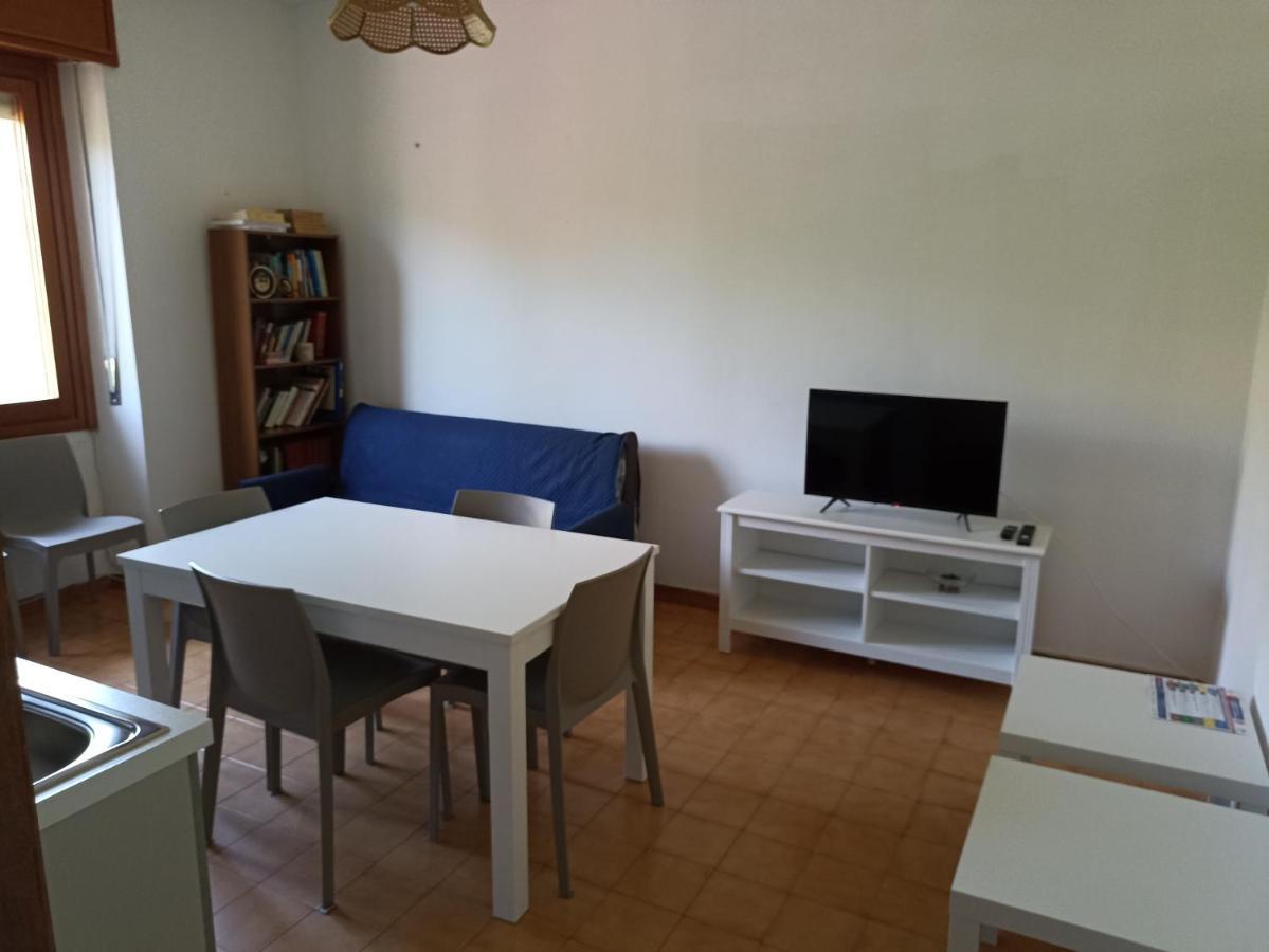 Appartamento Per 4 Persone Al Poetto Di Cagliari Exterior foto